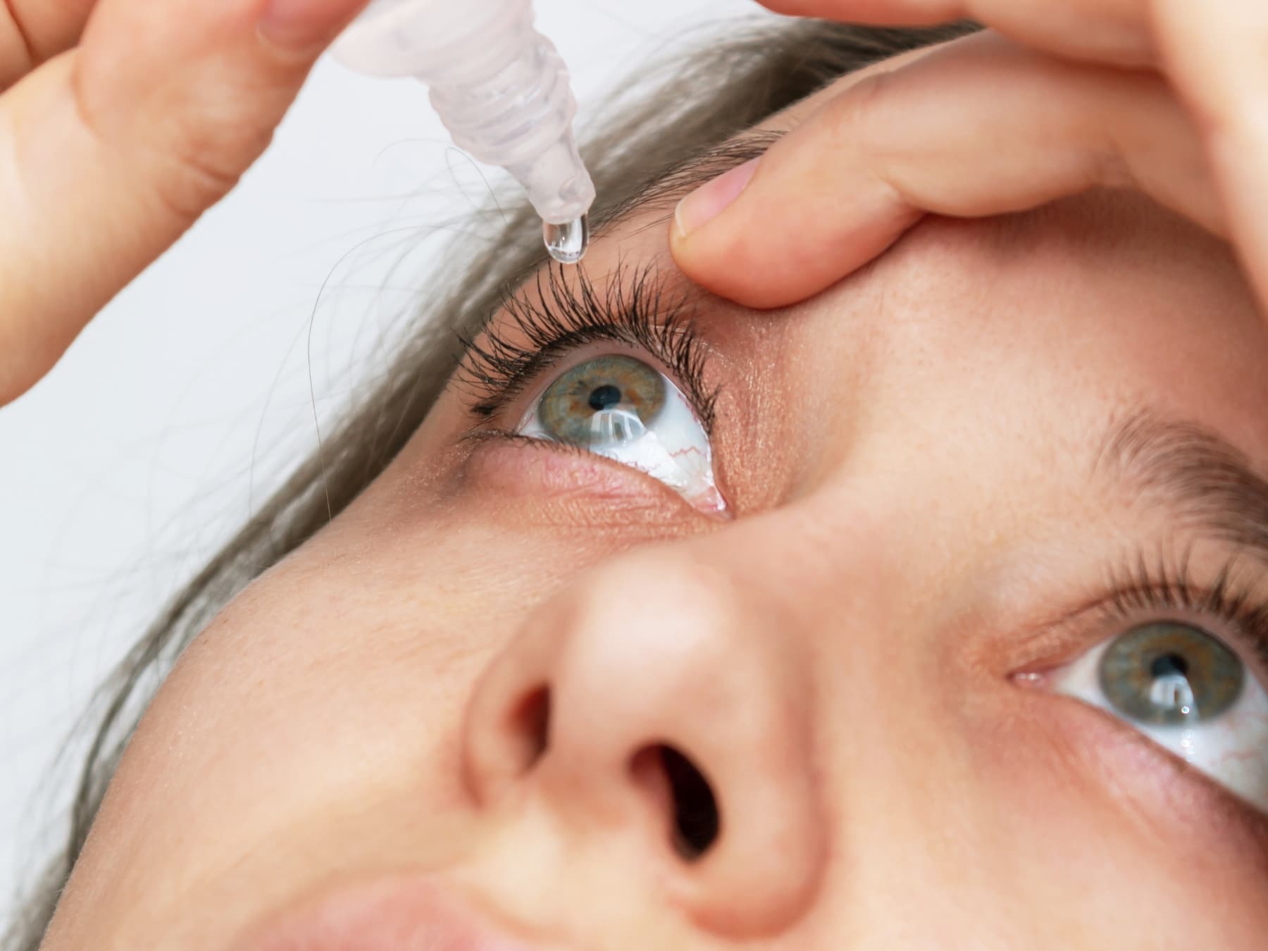 Trockene Augen nach einer Augenlaserbehandlung: Was ist normal und wann sollte man zur Kontrolle kommen?